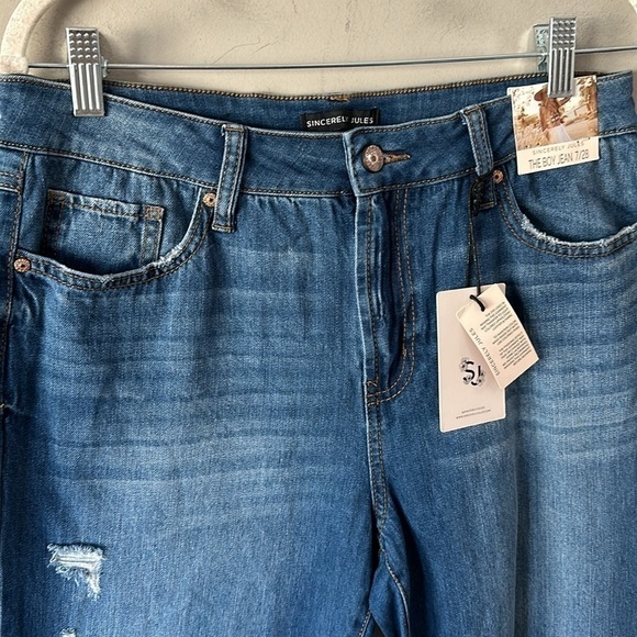 The Boy Jean Sincerely Jules Distressed NWT JEANS size 7/28
NWT - Picture 2 of 16